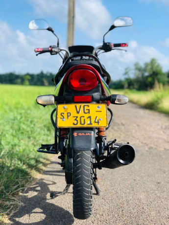 bajaj-platina-125-2010-big-2