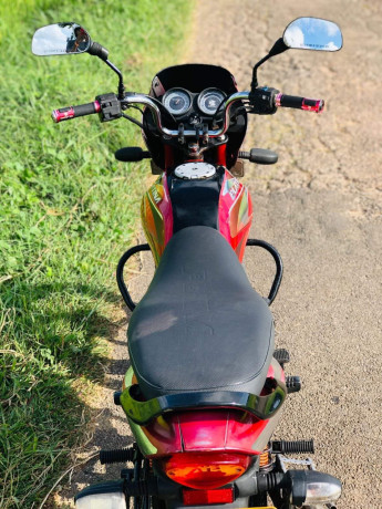 bajaj-platina-125-2010-big-4