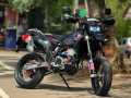 suzuki-drz-400sm-2014-small-0