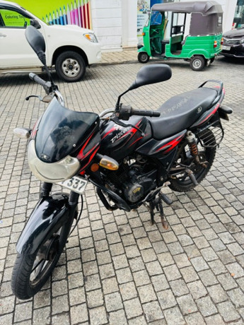 bajaj-discover-125-big-0