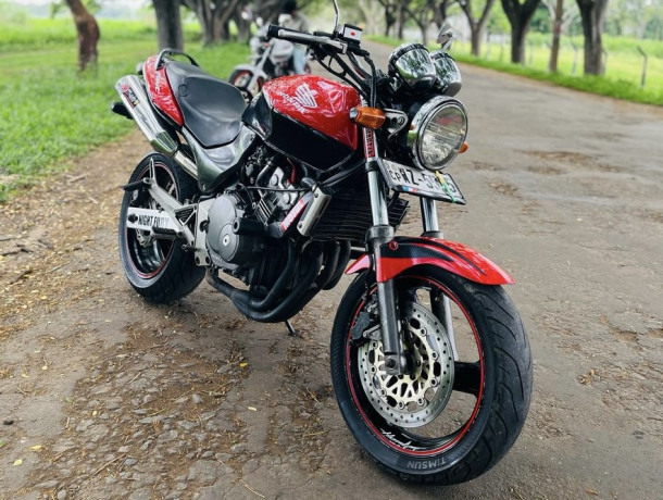 honda-hornet-ch150-f7-2011-big-2