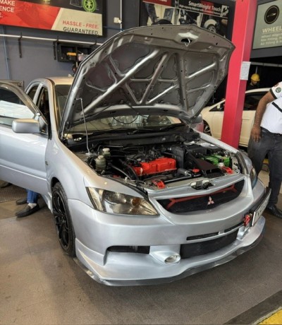mitsubishi-lancer-cs2-big-2