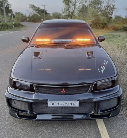 mitsubishi-lancer-cb3a-efi-big-0