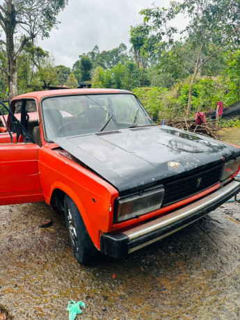 lada-2105-big-2