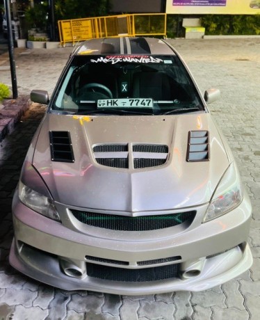 mitsubishi-lancer-cs1-glx-big-1