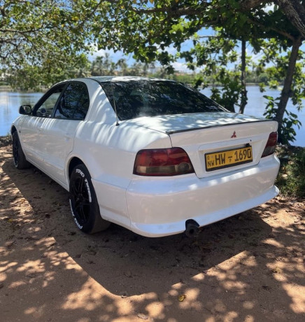 mitsubishi-galant-big-2