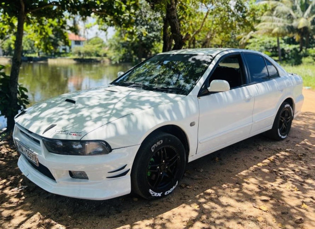 mitsubishi-galant-big-1