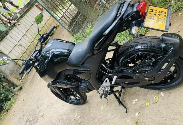 yamaha-fz-v3-2020-big-3
