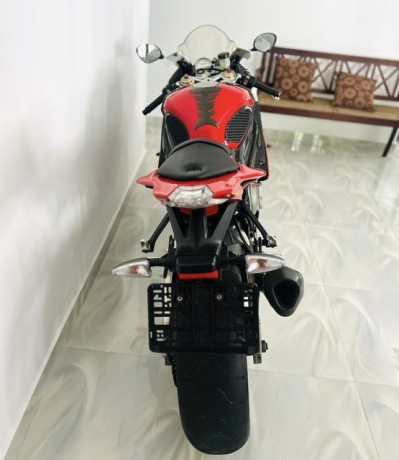 bmw-s1000rr-2014-big-3
