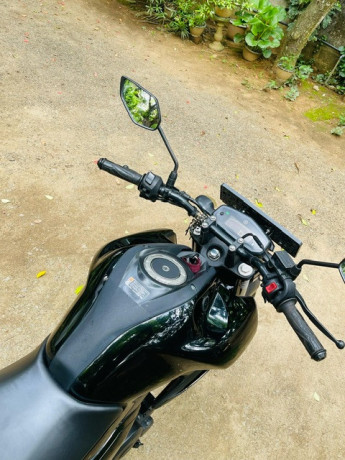 yamaha-fz-v3-2020-big-4