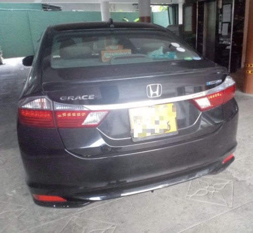 honda-grace-2014-big-3