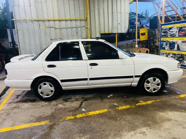 nissan-sunny-b13-big-1