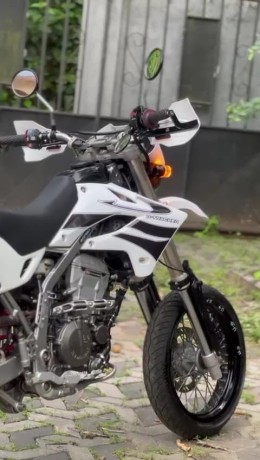 kawasaki-d-tracker-250-d2-big-0