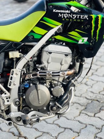 suzuki-sb-tracker-250-big-2