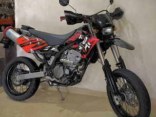 kawasaki-d-tracker-250