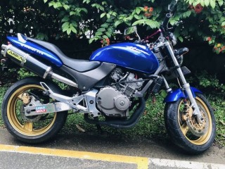 honda-hornet-250-2010