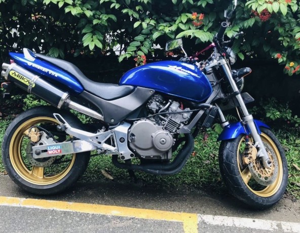 honda-hornet-250-2010-big-0