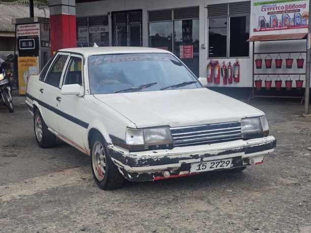 toyota-corina-at150-big-0