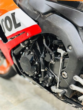 honda-cbr-1000-repsol-big-4