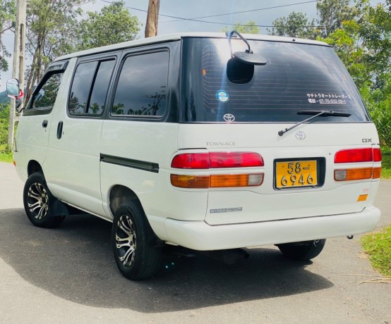 toyota-townace-cr27-lotto-big-3