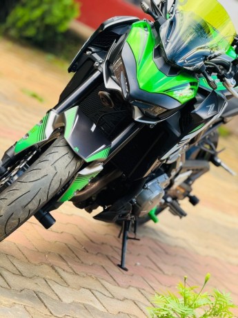 kawasaki-z900-2019-big-4