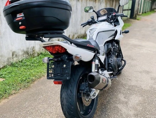 honda-cb400-revo-2015-big-2