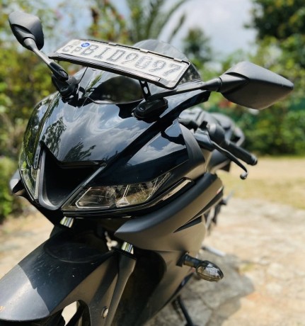 yamaha-r15-2019-big-1