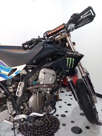 kawasaki-d-tracker-250-d2-big-3