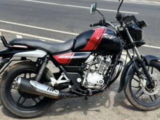 bajaj-v15-2017
