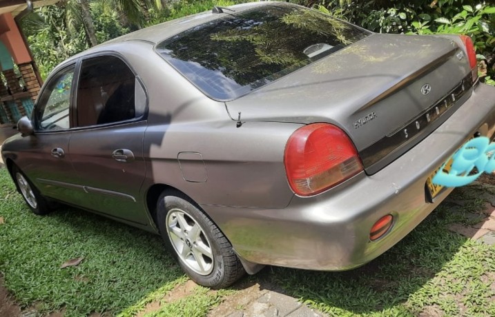 hyundai-sonata-2004-big-2
