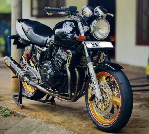honda-cb4-registered-big-2