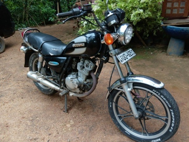 suzuki-gn125-japan-onlight-big-0
