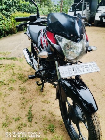 bajaj-discover-100m-2015-big-2