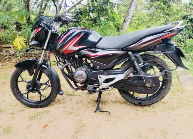bajaj-discover-100m-2015-big-0