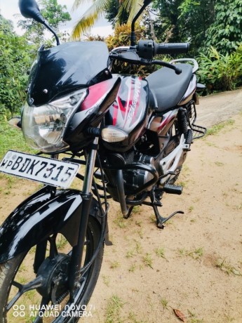 bajaj-discover-100m-2015-big-1