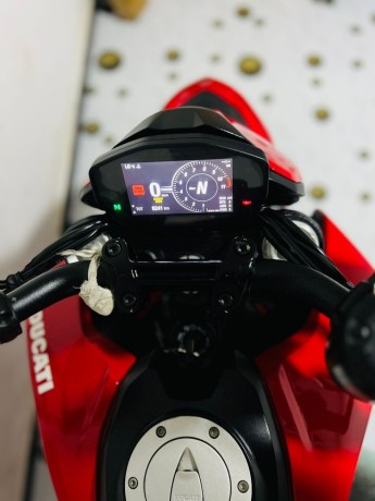 ducati-hypermotard-950-2020-big-4