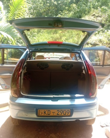 tata-indica-v2-big-3