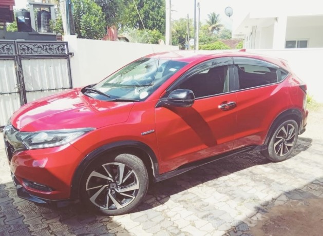 honda-vezel-rs-2016-big-0