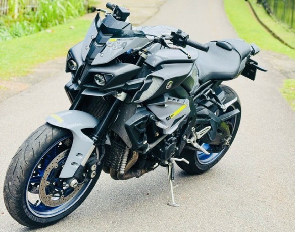 yamaha-mt10-2018-big-4