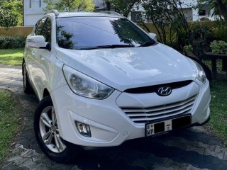 hyundai-tuscan-2013