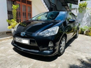 toyota-aqua-g-grade-2015