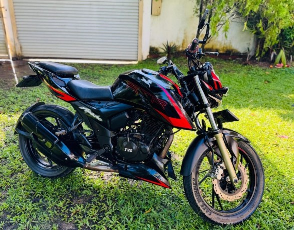 tvs-apache-200-4v-big-0