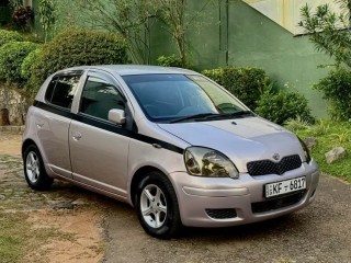 toyota-vitz-u-grade
