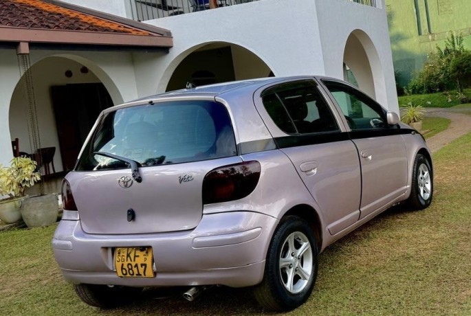 toyota-vitz-u-grade-big-3