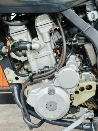 kawasaki-d-tracker-250-d2-big-3