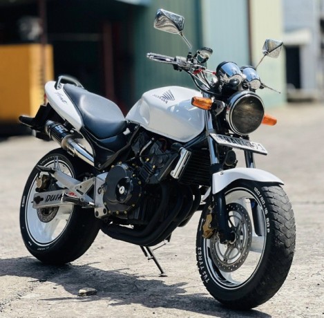 honda-hornet-250-2013-big-2