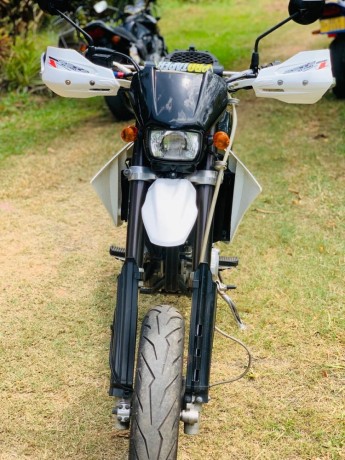 kawasaki-d-tracker-250-d2-big-1