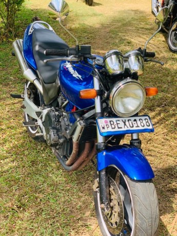 honda-hornet-250-2017-big-1