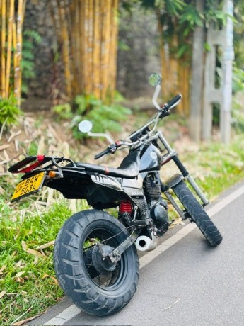 yamaha-tw-200-big-3