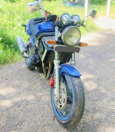 honda-cb4-big-3